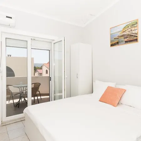 Dovana Apartamento *