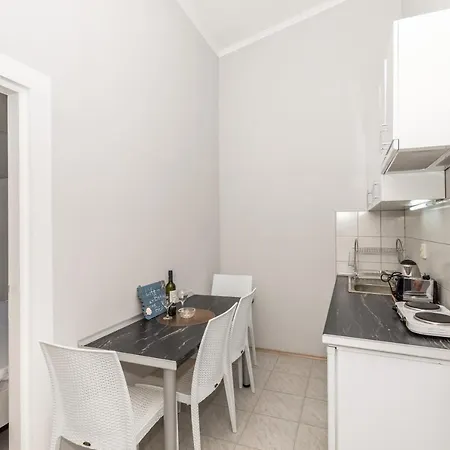 Apartament Dovana Kaštela